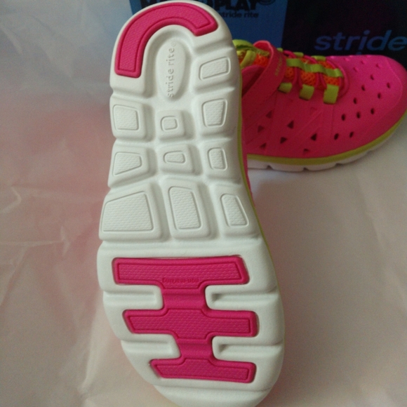 Stride Rite Phibian Sneaker/ Sandals NWT - Picture 8 of 9